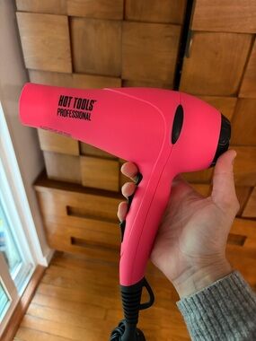 Hot Tools Professional Turbo Ionic Dryer Pink